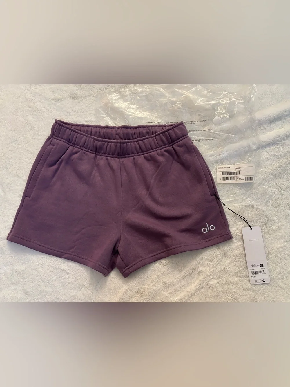 Alo Accolade Shorts Plum Kiss size medium NWT